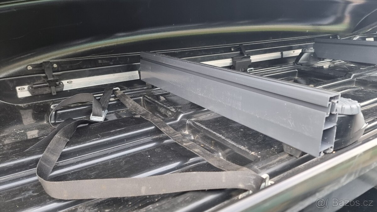 Thule střešní box SPIRIT 820 - 7