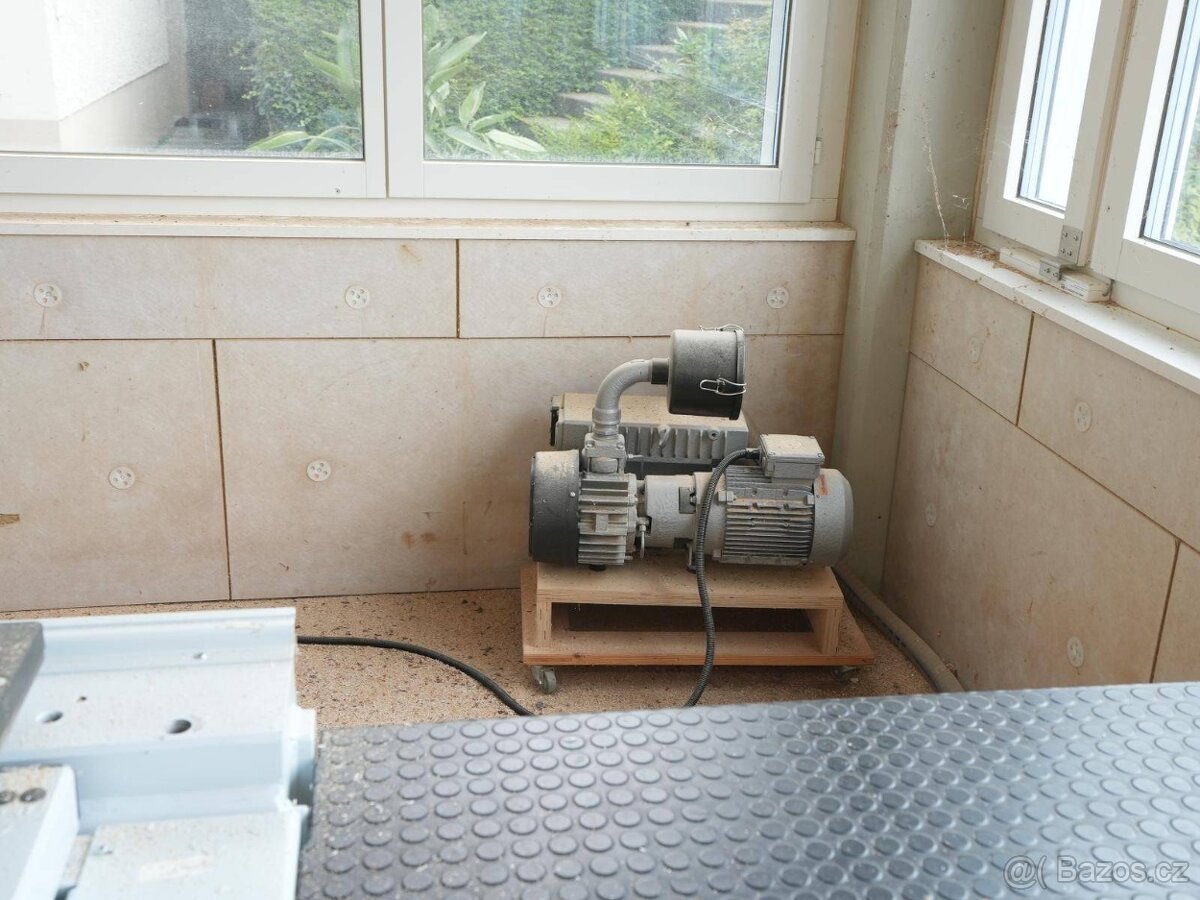 CNC obráběcí centrum WEEKE Venture 1M - 7