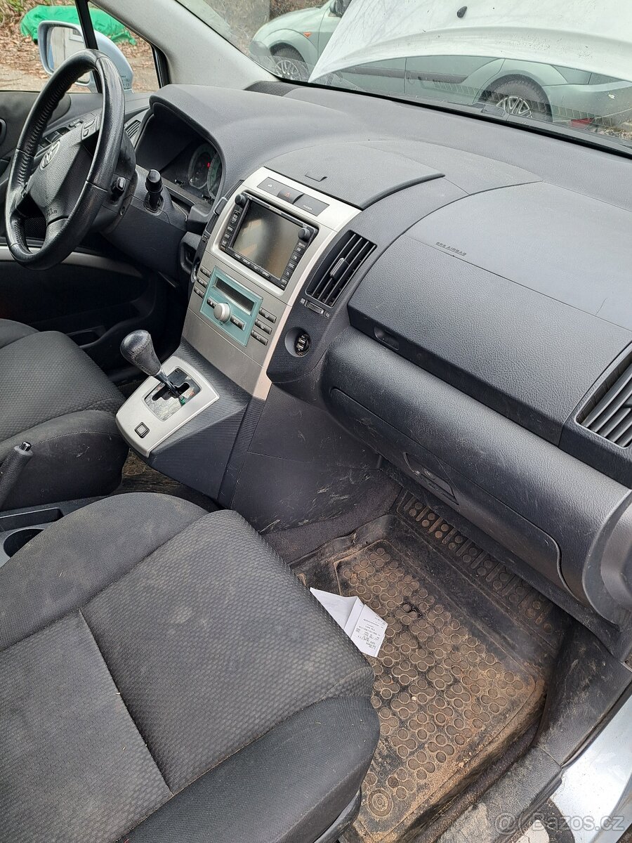 ND z Toyota Corolla Verso 1.8 16V 95kW r.v. 2006 - 7