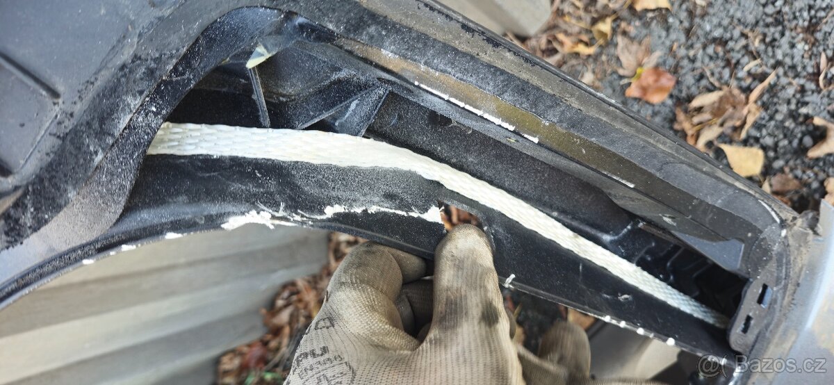 Viko kufru range rover velar L560 - 7