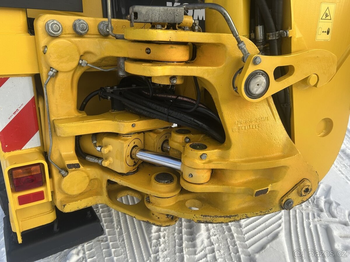 Traktorbagr KOMATSU WB 97 S-5EO - 7