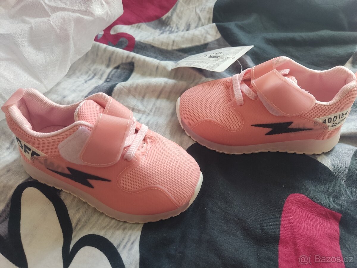 Dětské svítící boty - 7