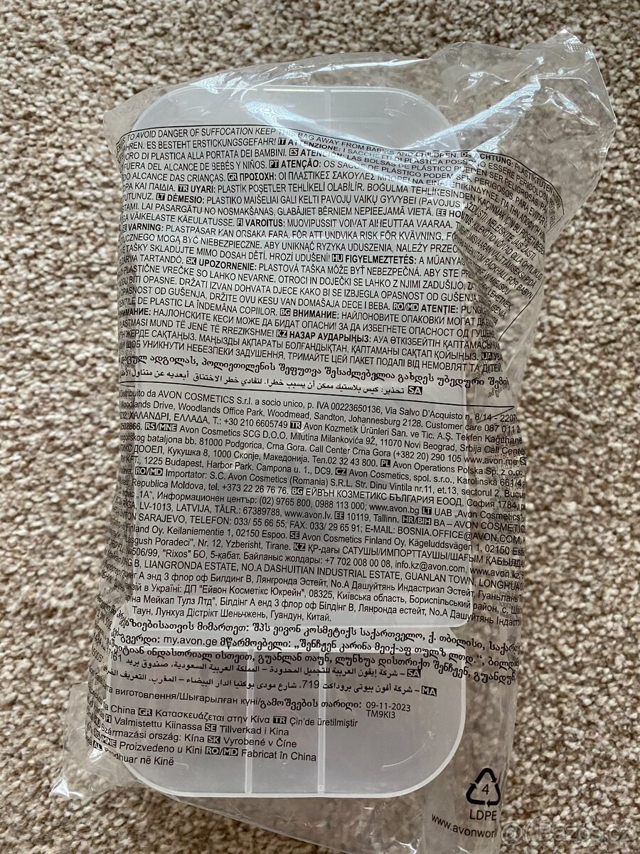 Nový dámský plastový box Avon na šmínky, kosmetiku - 7