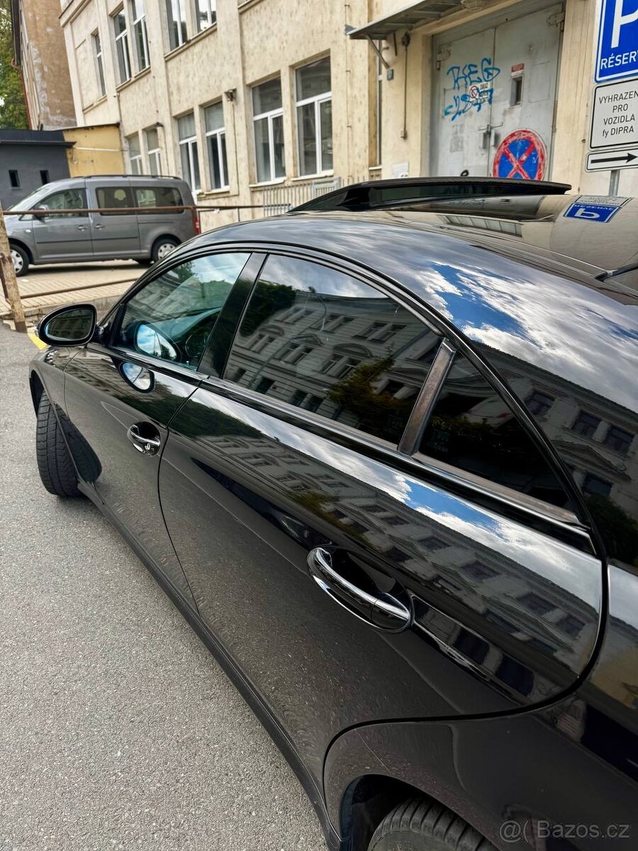 Mercedes Benz CLS 500 - 7