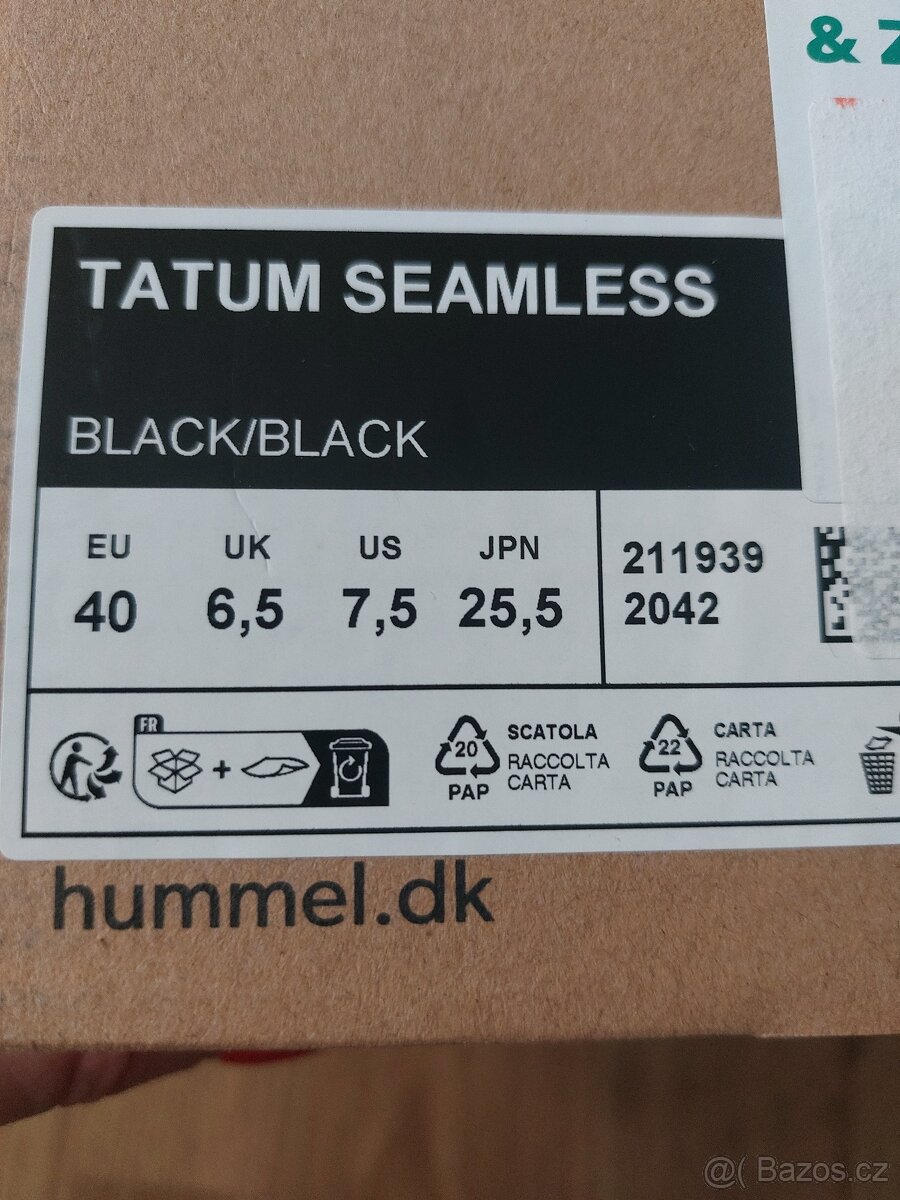 NOVÉ boty Hummel vel. 40... PC 899,- - 7