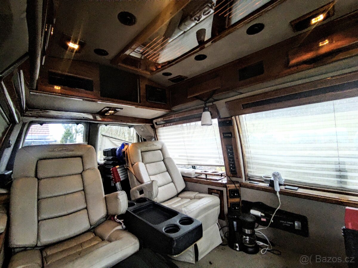 Chevrolet Chevy Van Gladiator - 7