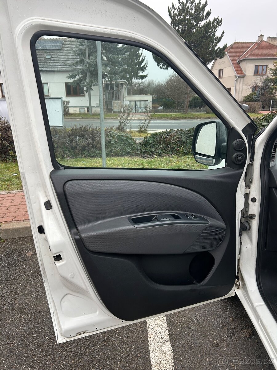 Prodám Fiat Doblo rok v. 2010 - 7