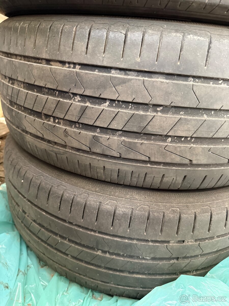 Pneu 235/55r18 - 7
