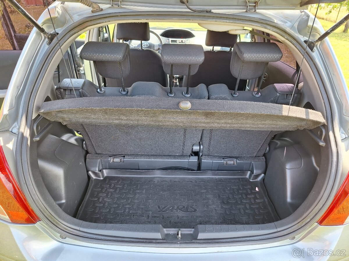 Toyota Yaris - 7