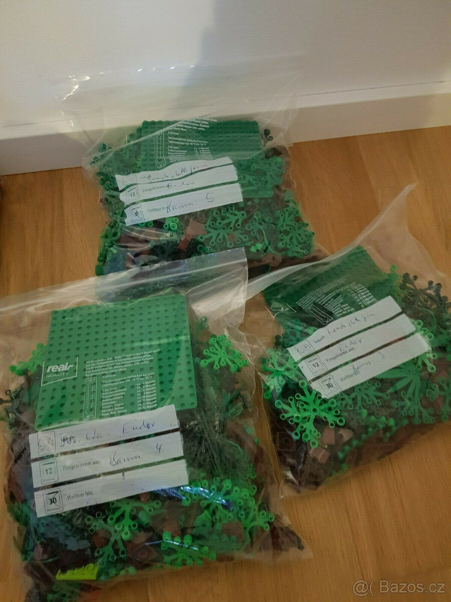 LEGO Star Wars přistávací plošina a stromy Endor MOC 10 900 - 7