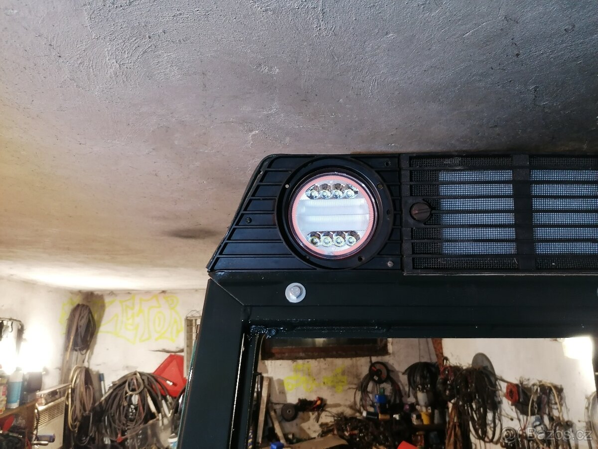 Prodám led pracovní světla vhodná na kabinu zetor - 7