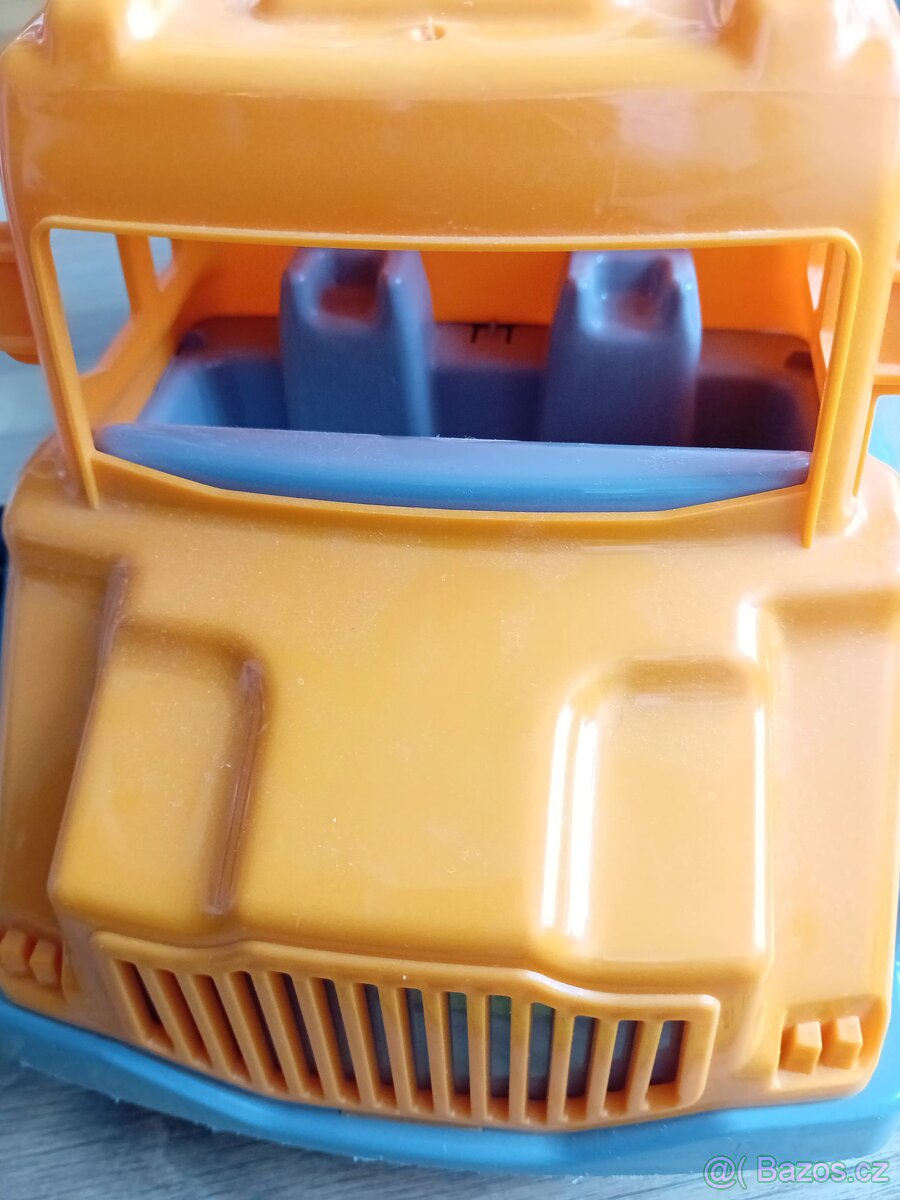 Auto popeláři s popelnicí... - 7