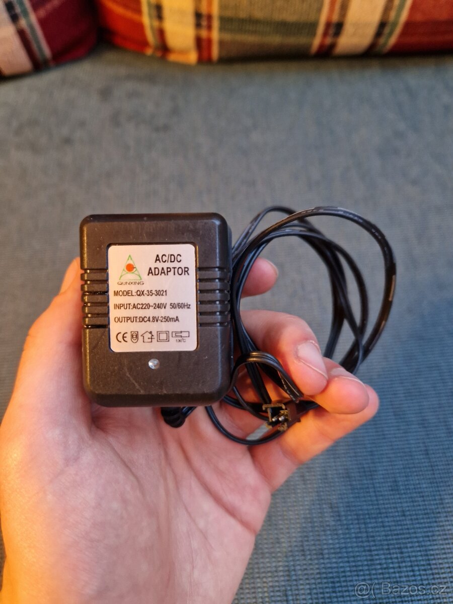 Mix starých adaptérů a retro nabíječek Nokia - 7