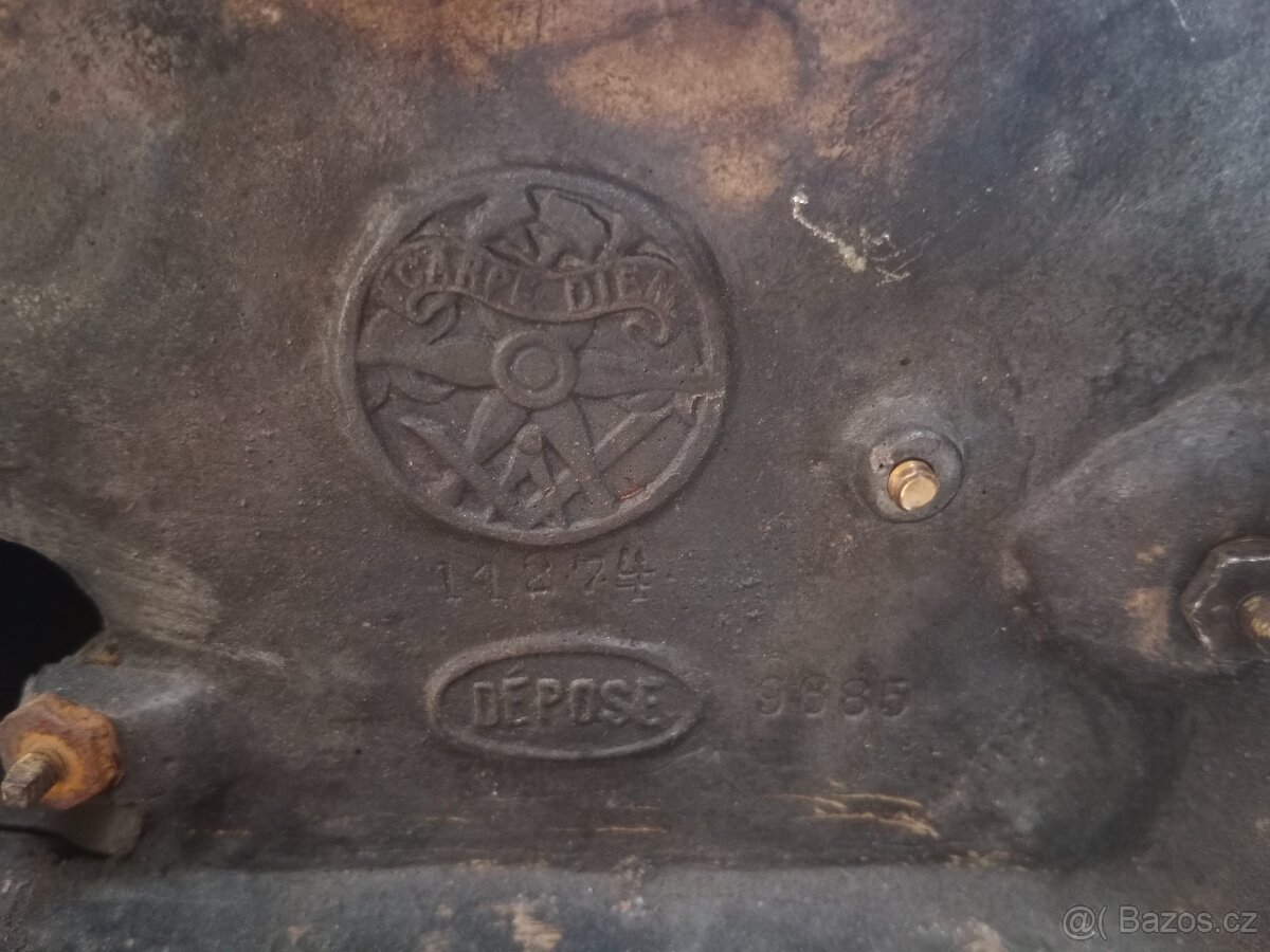 Bronzová soška gladiátora podle Agasiáse z Efezu SLEVA 1000 - 7