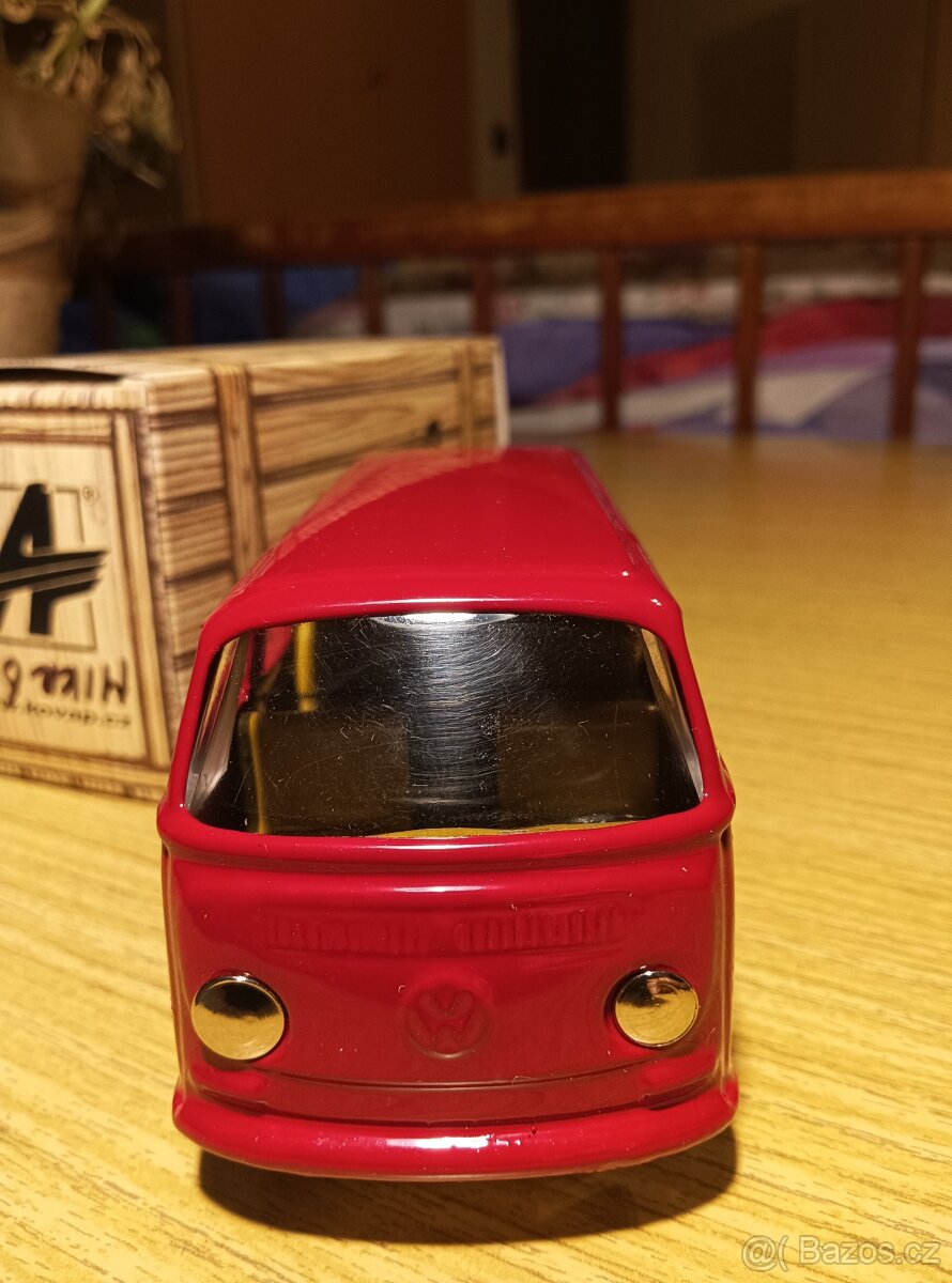 VW Mikrobus T2 červený - 7
