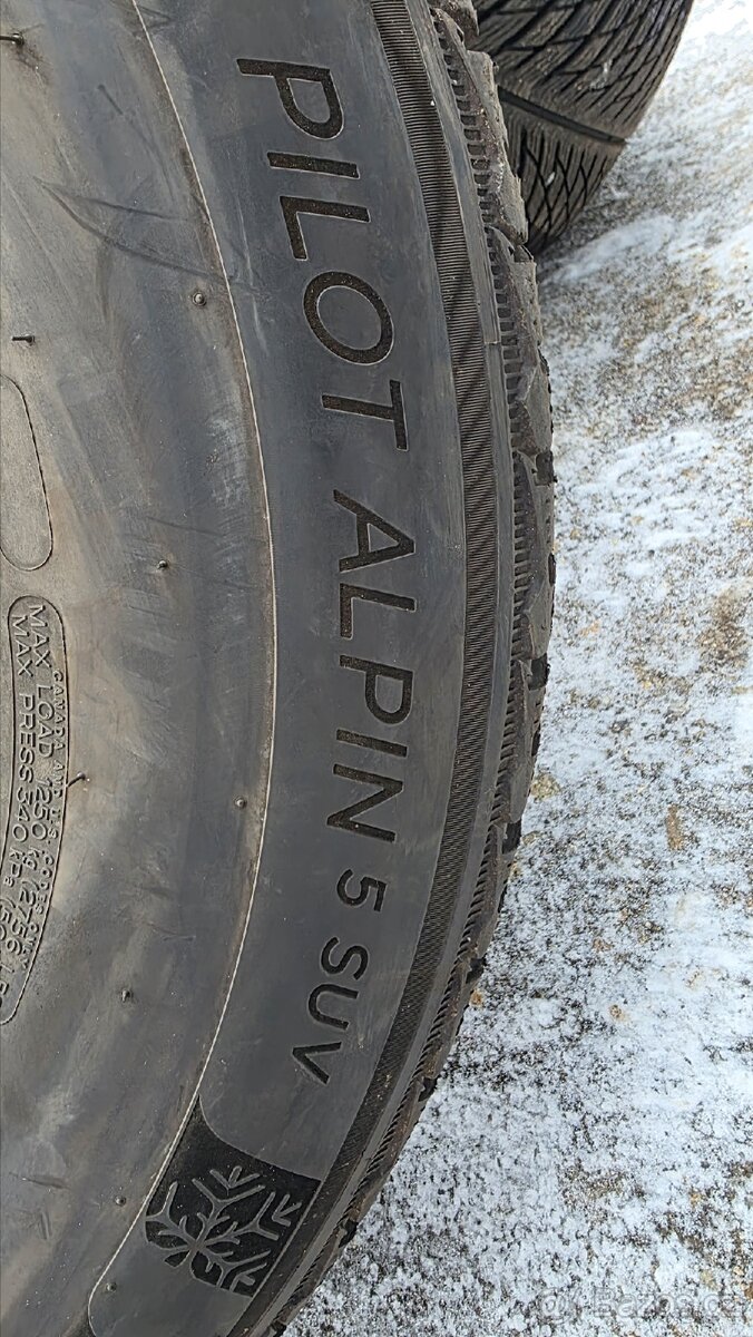 255/70 R18 zimní pneu 4 kusy - 7