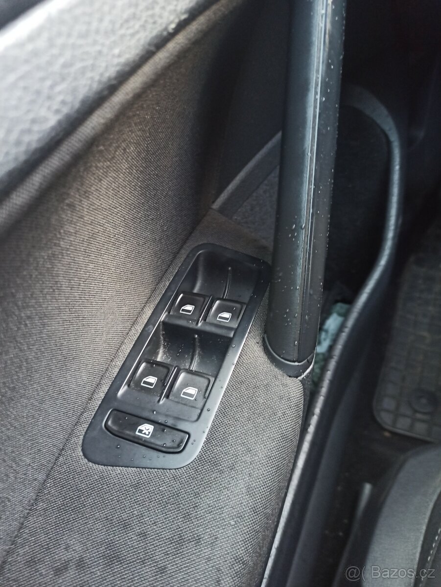 VW Golf 7 r. v. 2013 . 1.2.tsi 63kw - 7