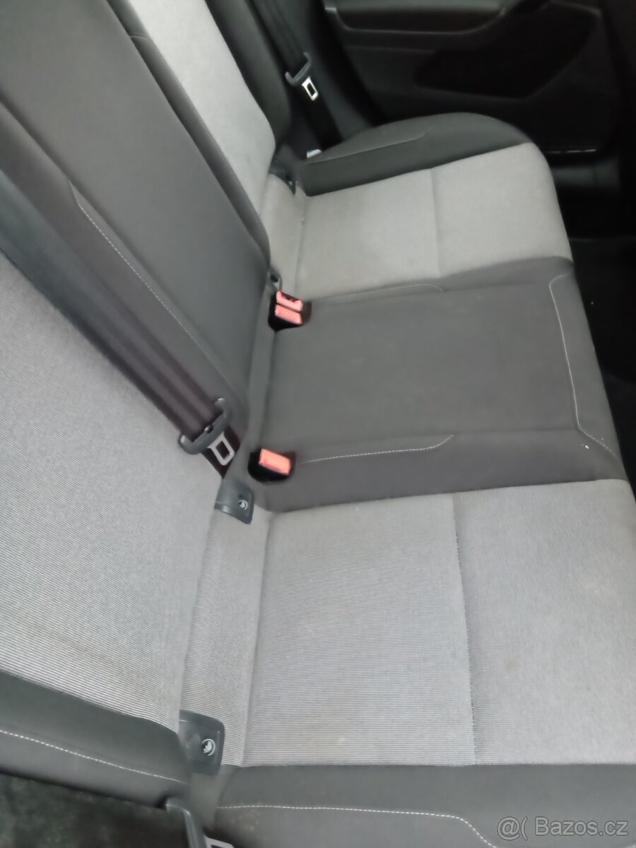 Prodám VW Golf 7 - 7