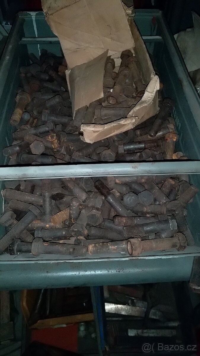 Šrouby , spojovací materiál, matky kol - 7