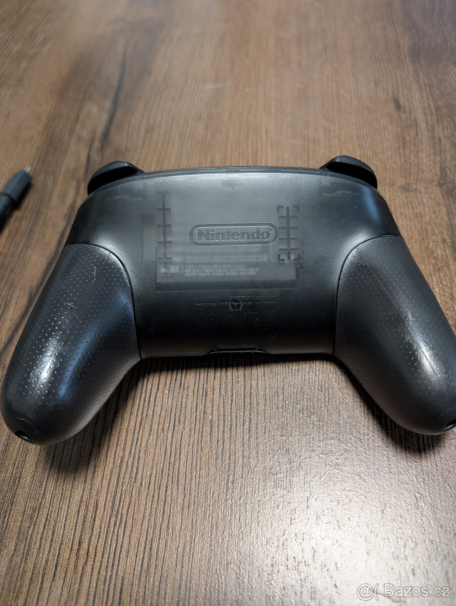 Nintendo Switch Pro Controller (NSP140) - 7