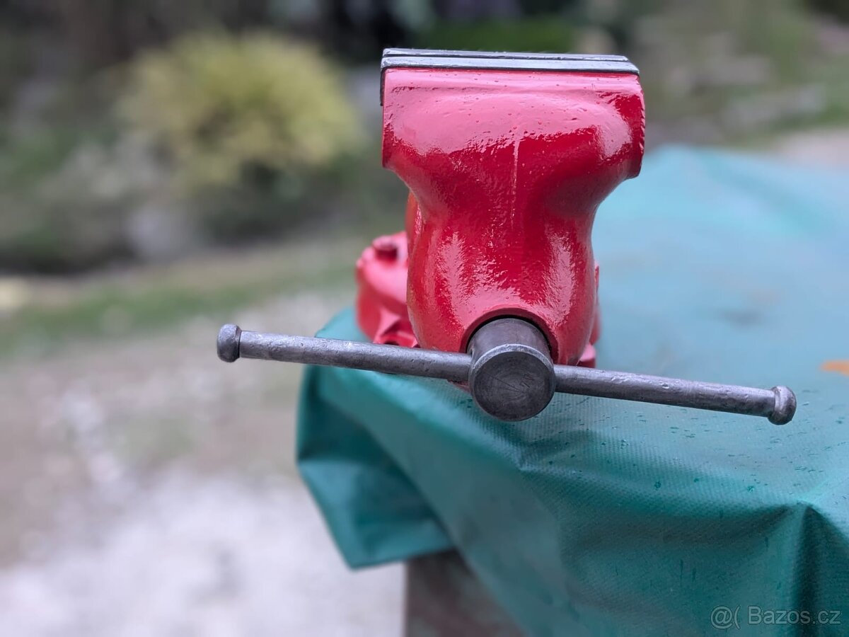 Svěrák York 150 mm Top stav - 7