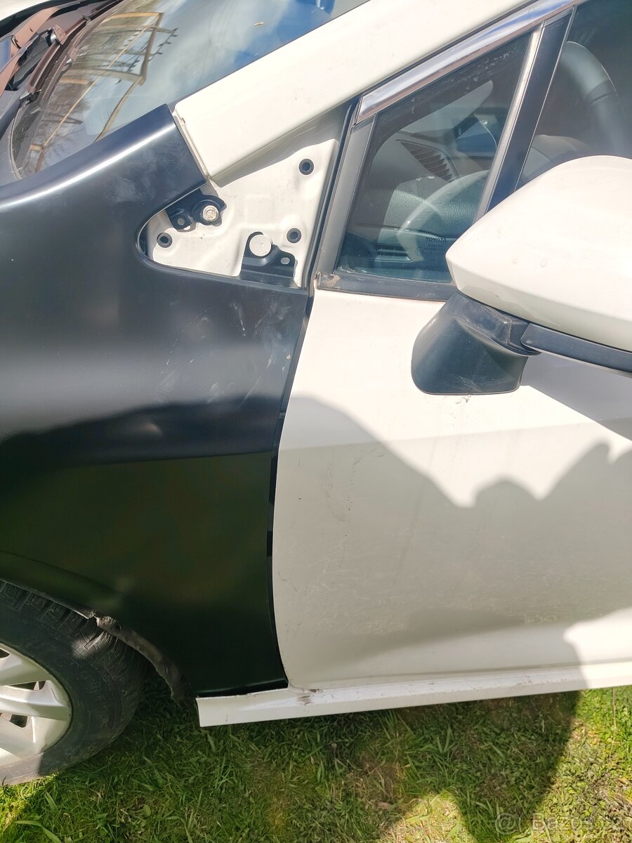 Toyota Corolla 1.8hybrid CR doklady Dph - 7