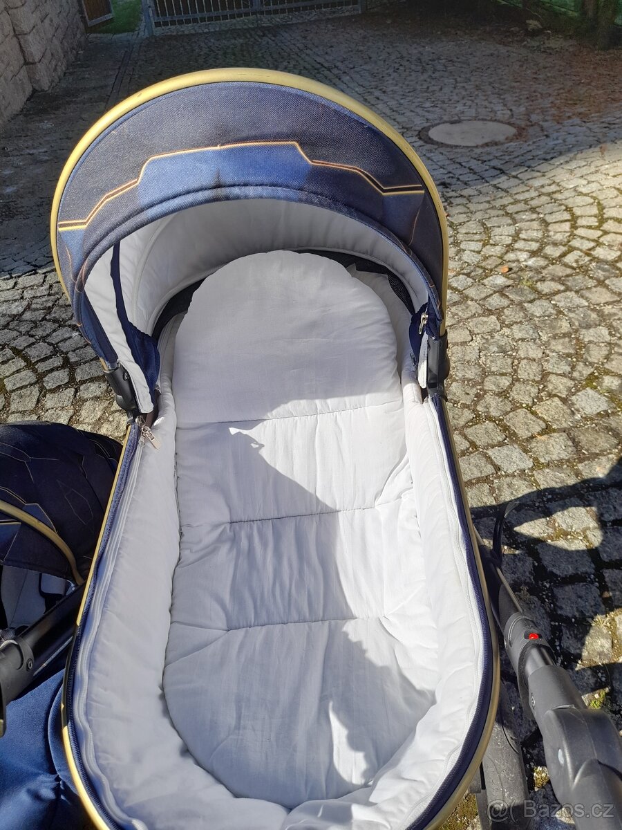 Dětský kočárek - 7