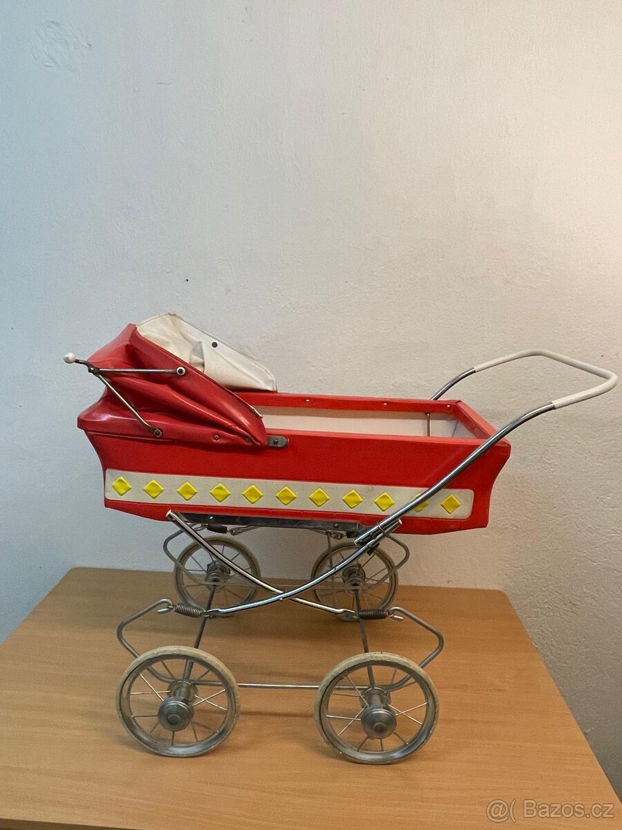 Kočárek pro panenky - 7