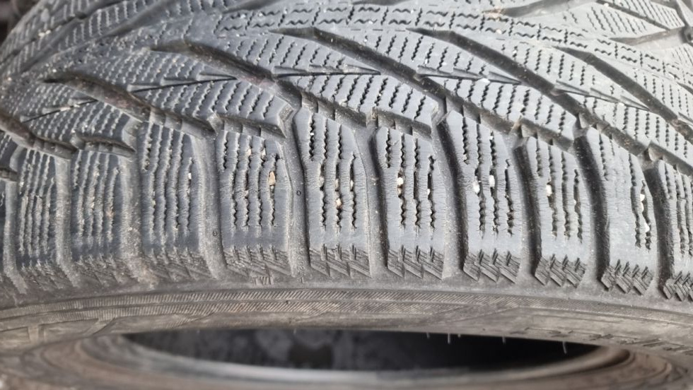 Zimní pneu 225/60/17 Nokian - 7