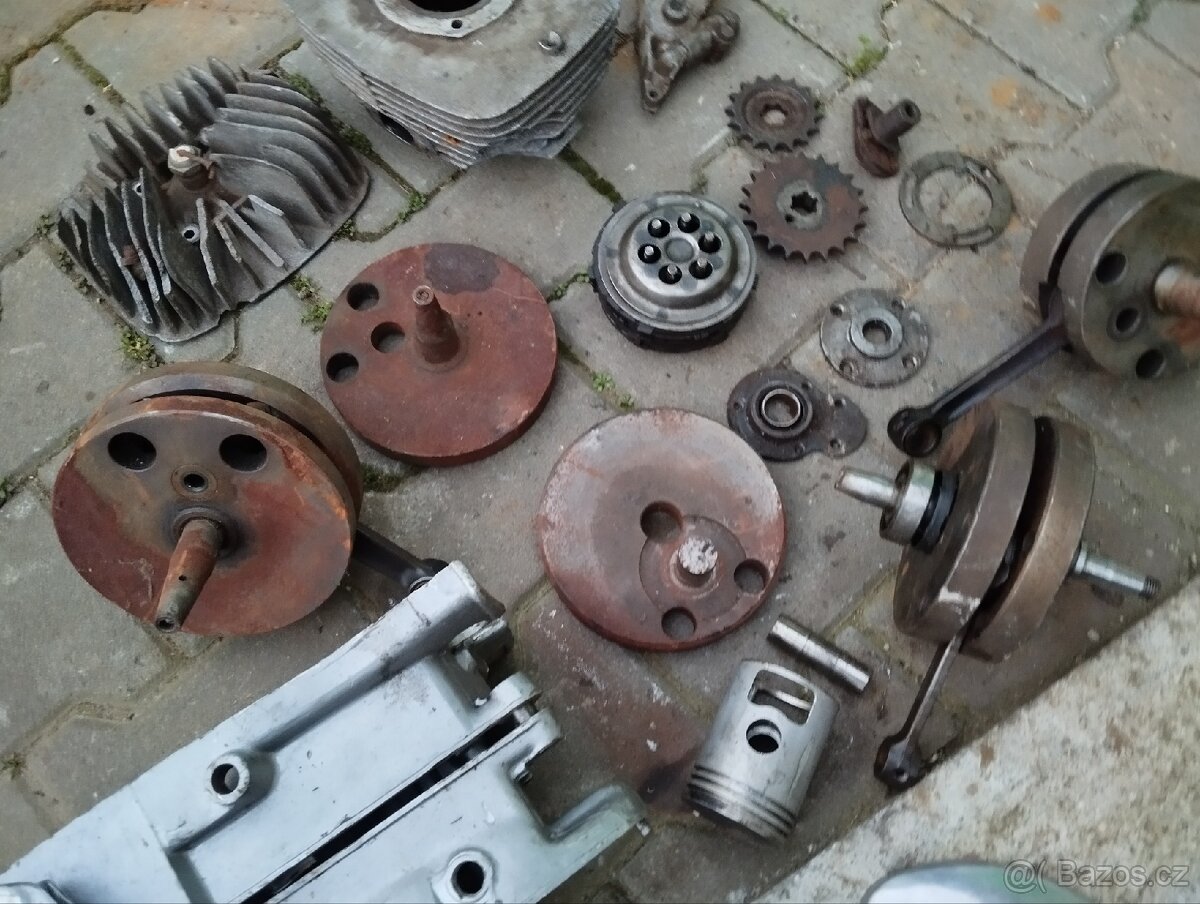 Díly motor MZ150 a další - 7