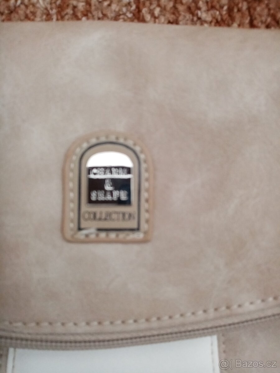 Kabelka zn. CHARM A SHAPE - 7