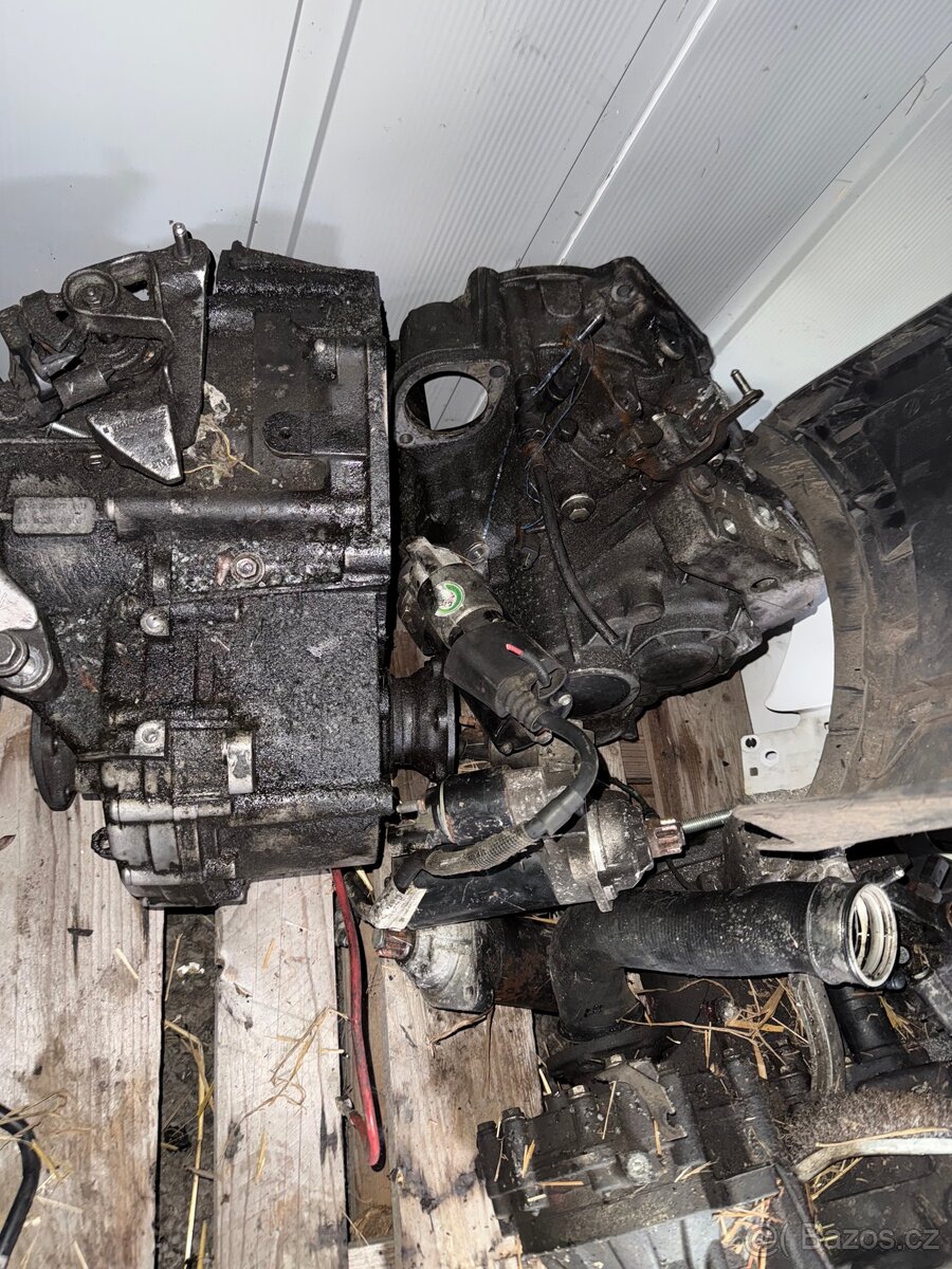 Motory 1.9 77kw - 7