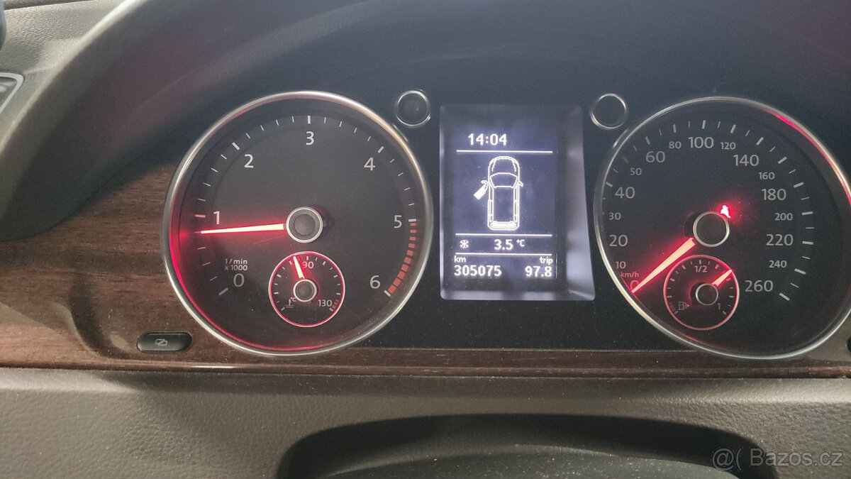 Volkswagen Passat B7 2.0 TDI, 103 kW, 6 kvalt , 2012 - 7