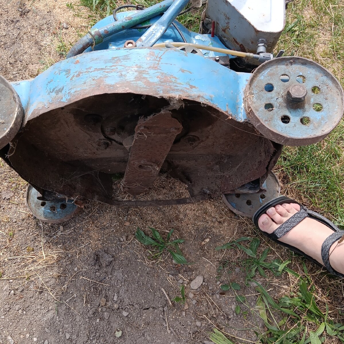 Staré ČS sekačky na trávu - 7