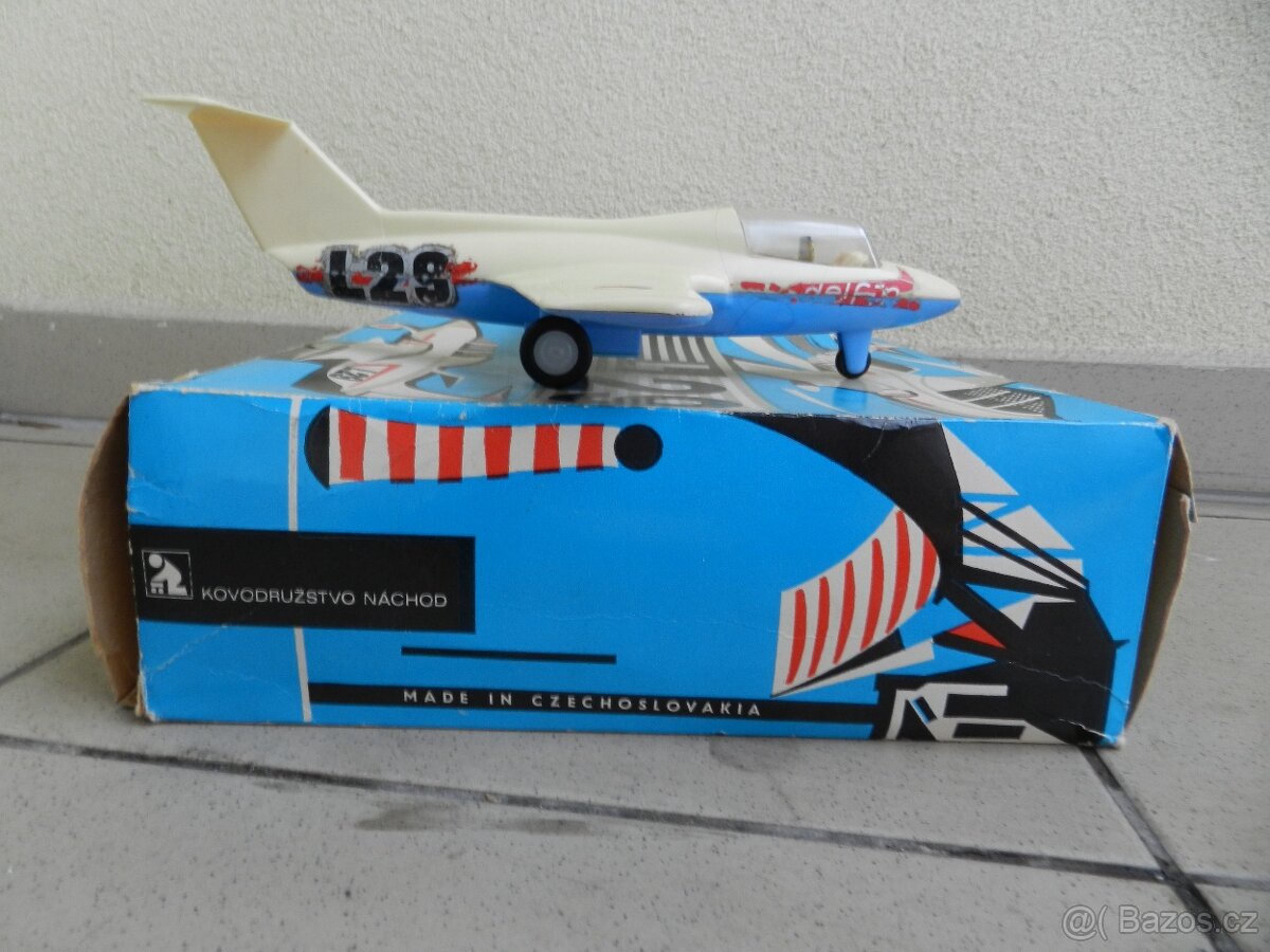 AERO L-29 DELFÍN KDN r. 1978 - ČSSR - 7