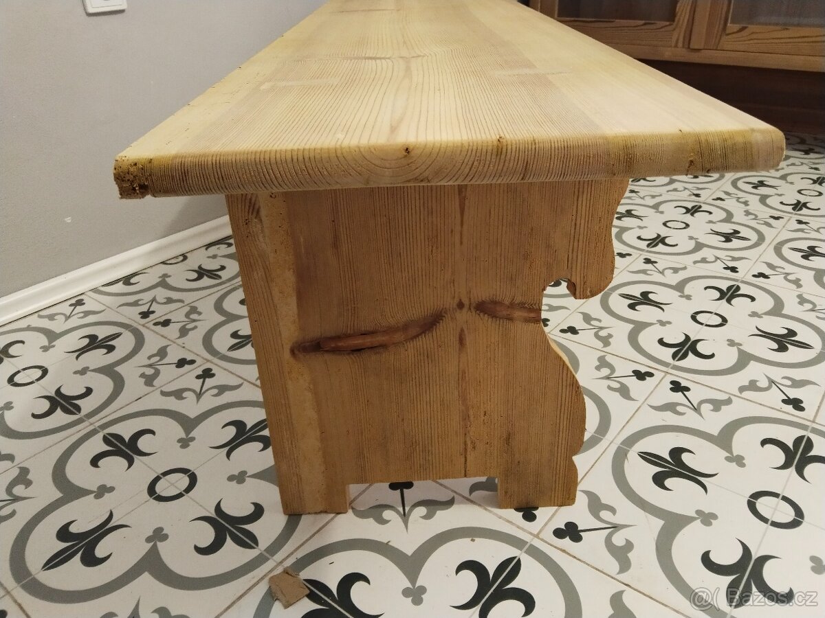 Stará lavice, lavička po renovaci - 7