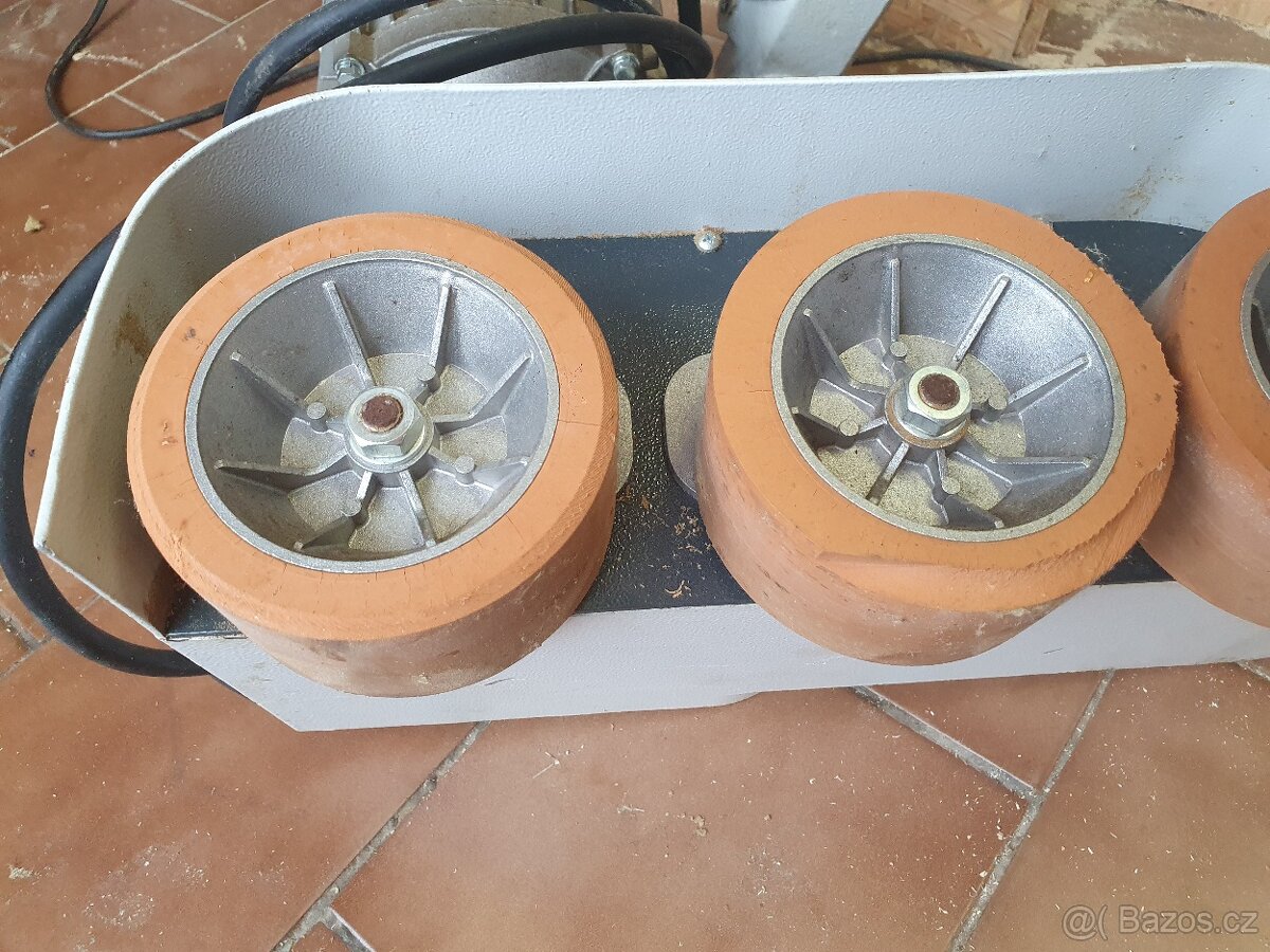 Podavač materiálu MAGGI STEFF 2033 - 8 rychlostí - 7