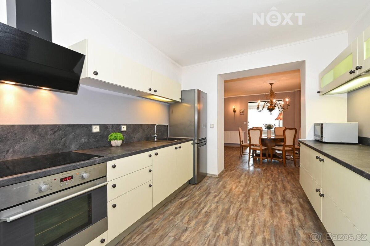 Prodej Rodinný dům, 200㎡ - 7