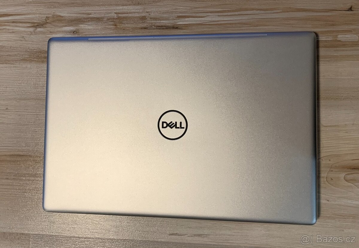 Dell Inspiron 15 - 7