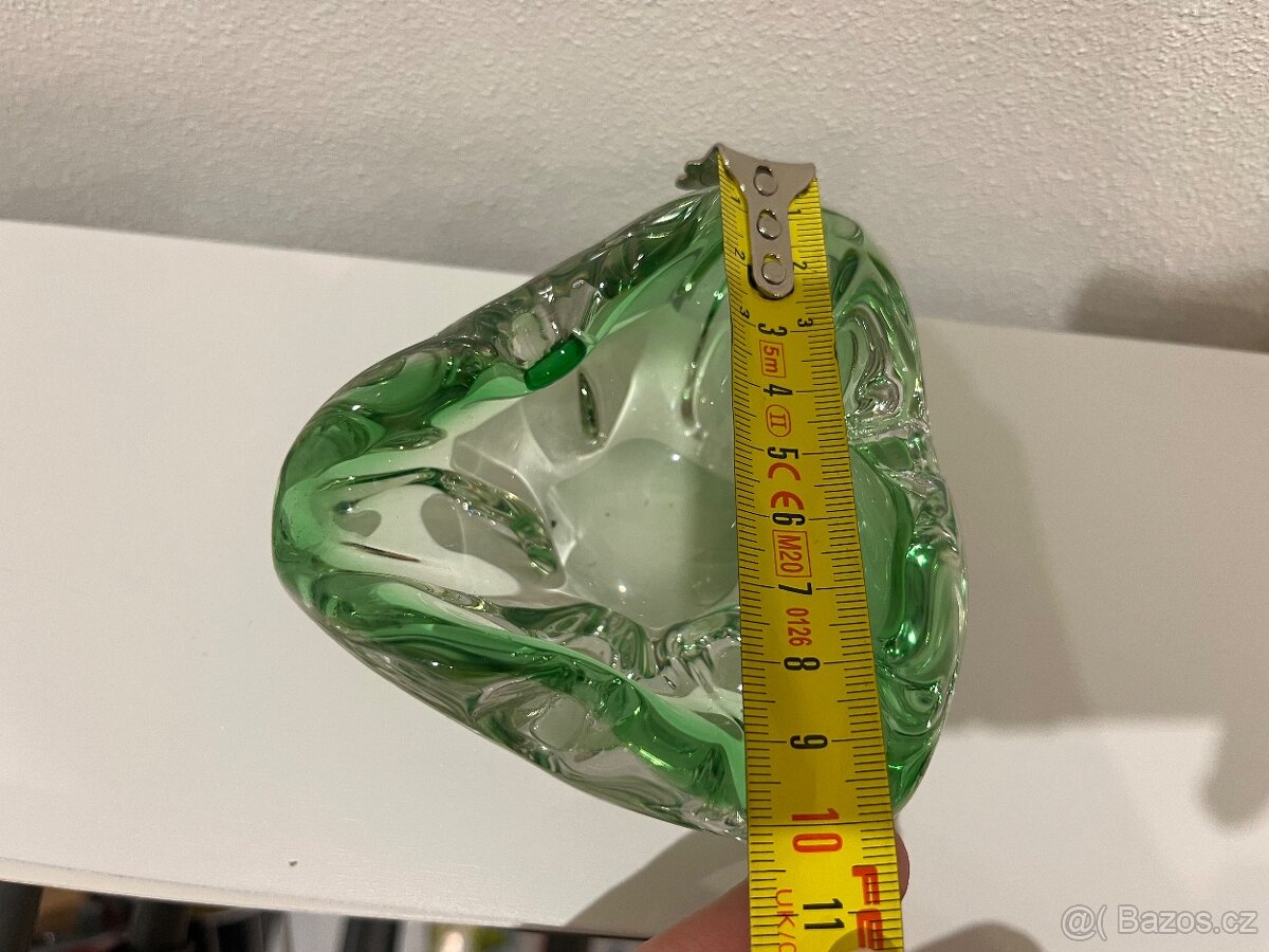 Hutní sklo - zelená váza, popelník a košíček - 7