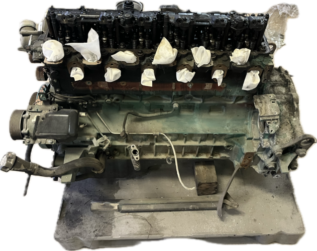 VOLVO FL blok válců, motor DF7 290 - 7