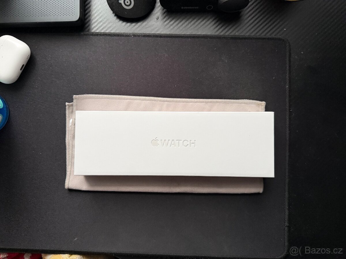 Apple Watch Series 10 – 42 mm (GPS, černý hliník) - 7