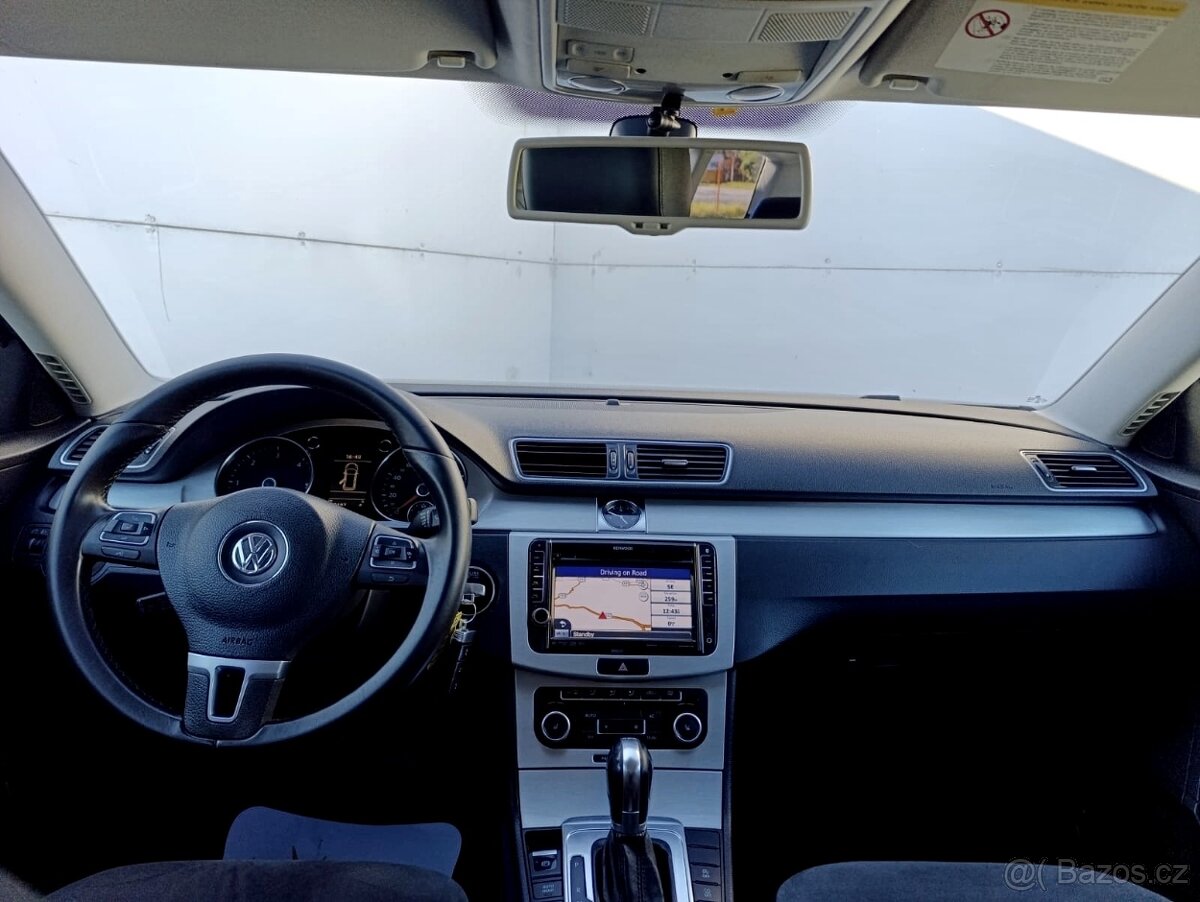 Volkswagen Passat 2.0 TDi DSG 4x4 Navi Kůže - 7