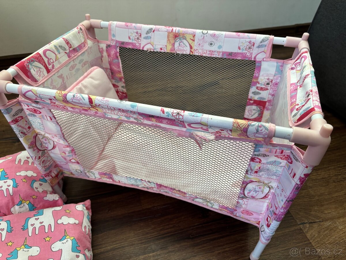 Postýlka a autosedačka pro panenky + peněženka jednorožec - 7