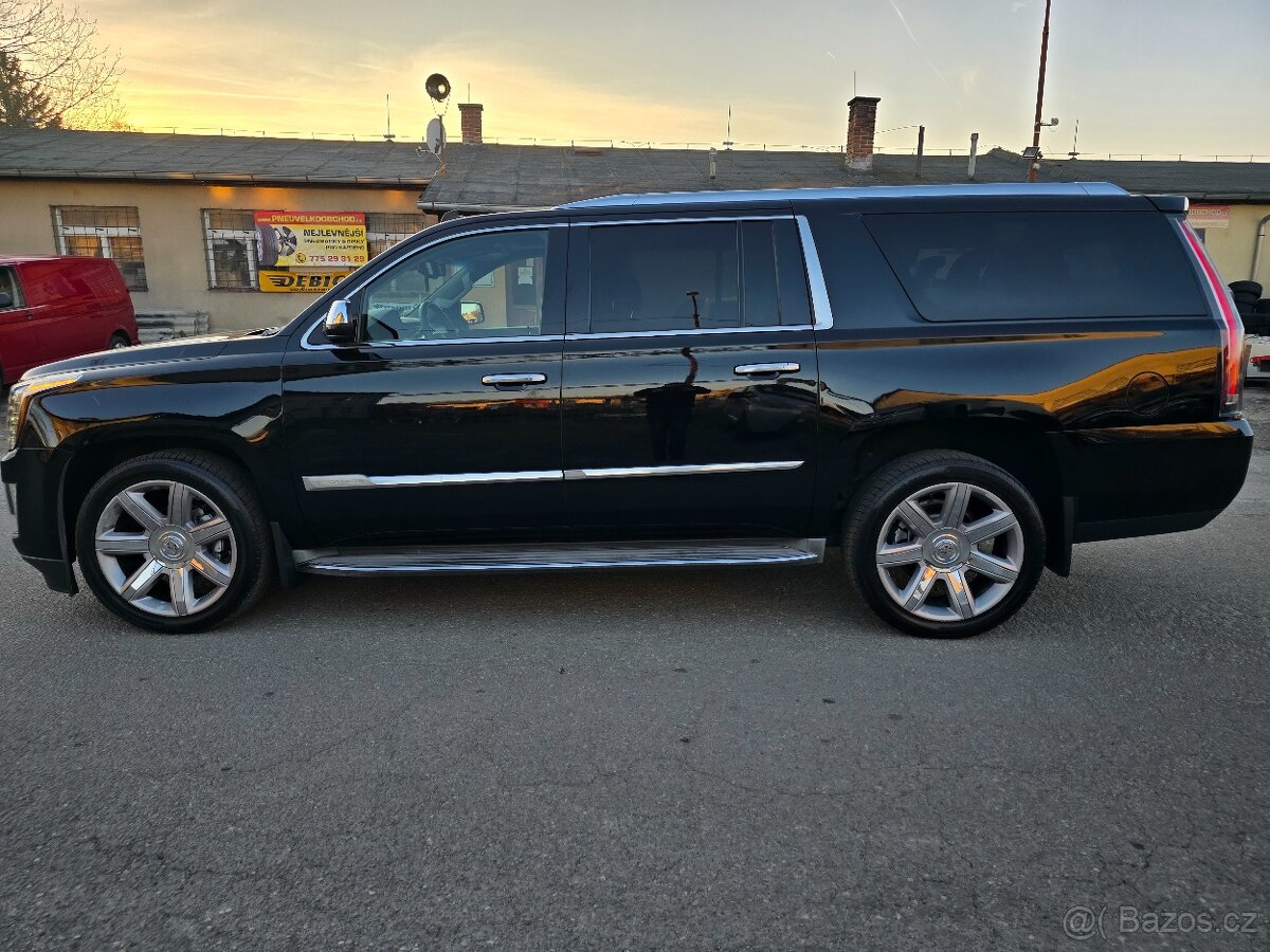 Cadillac Escalade 6.2 V8 ESV Luxury⭐426PS, 7 míst ,AWD - 7