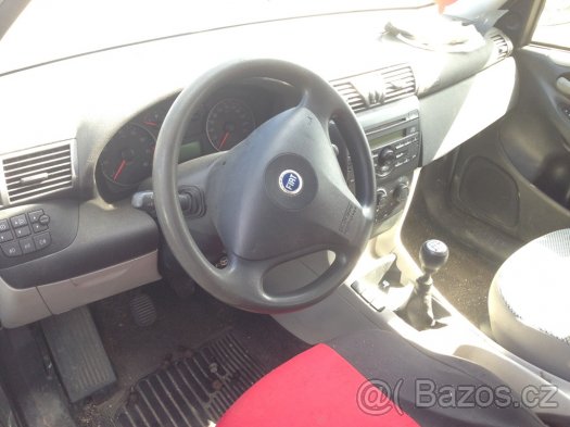 Fiat Stilo Combi 1,4 16V 70kW 2005 - díly - 7