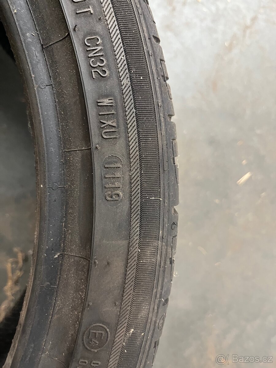 255/35 R19 letní - 7