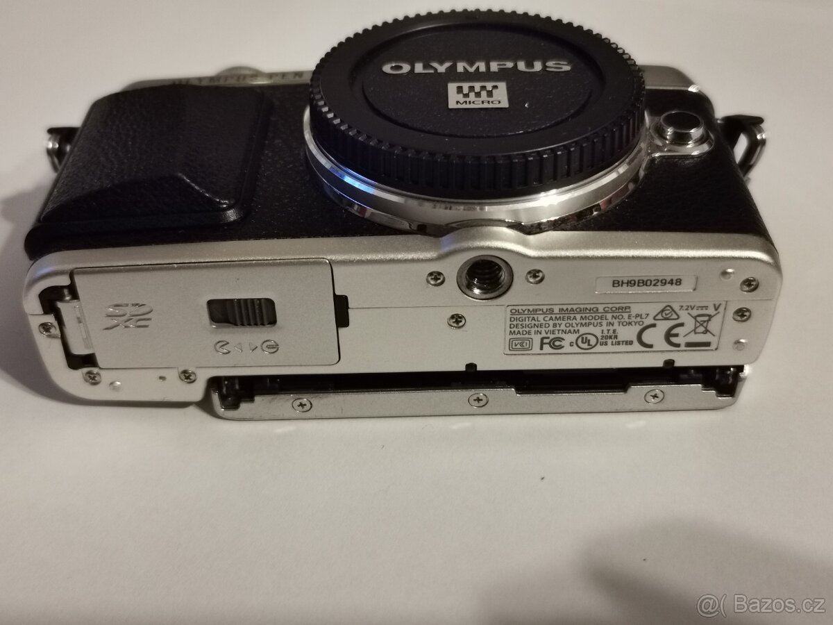 Olympus Pen PL-7 - 7
