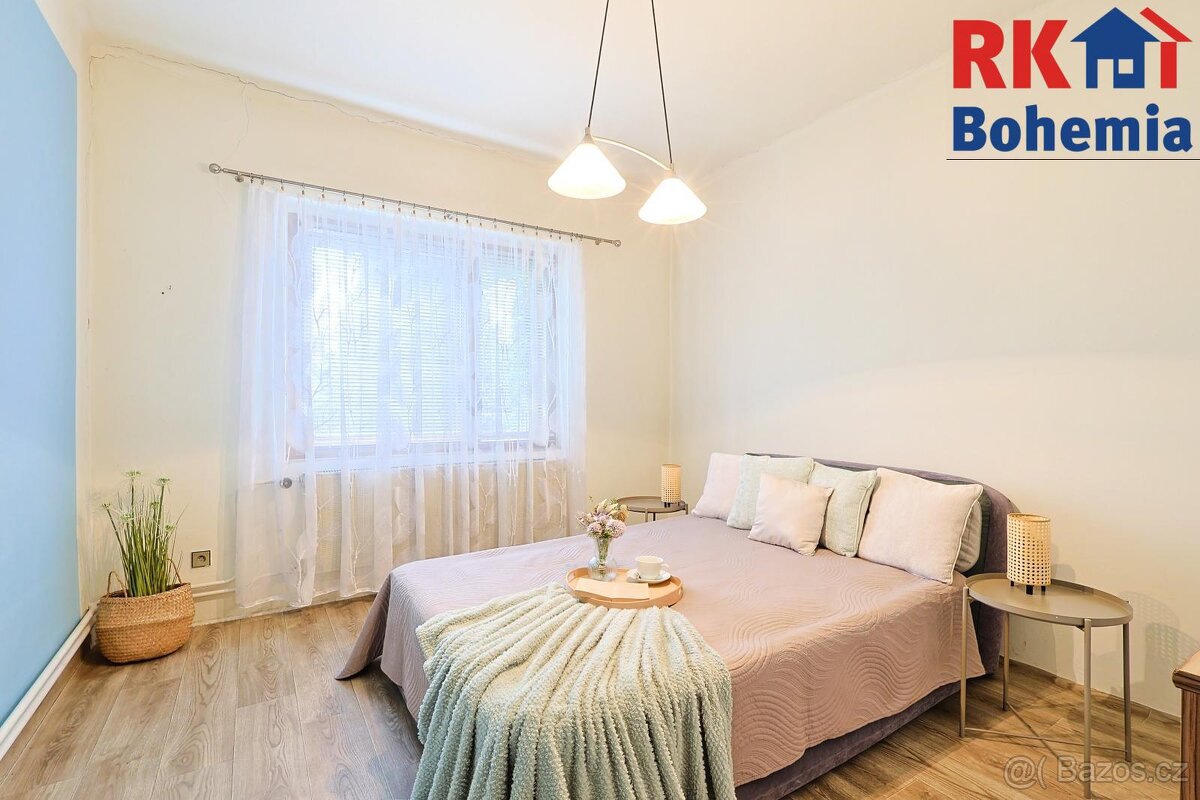 Prodej rodinného domu 2+1 s garáží s pozemkem 1177 m2 v Česk - 7