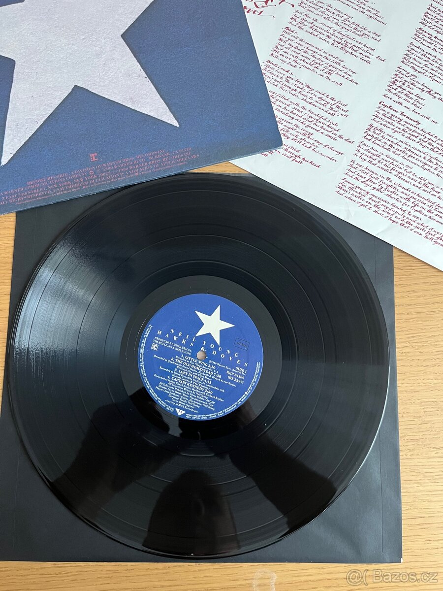 Neil Young – Hawks & Doves - 7